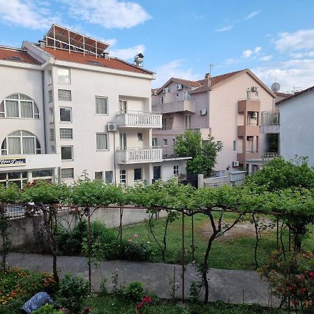 Dom B Apartments Budva Exterior photo